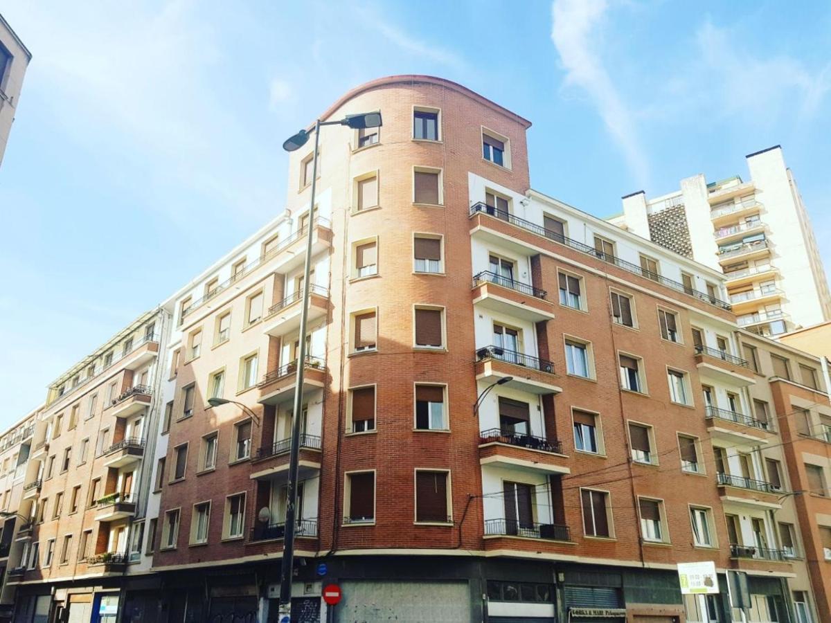 Bright And Modern Apartment In Bilbao City Center Ngoại thất bức ảnh